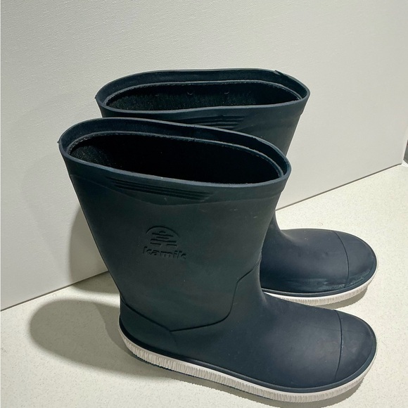 Kamik Kids Navy/Black Rain Boots - Picture 3 of 9